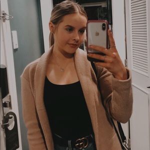 Meet your Posher, Meaghan